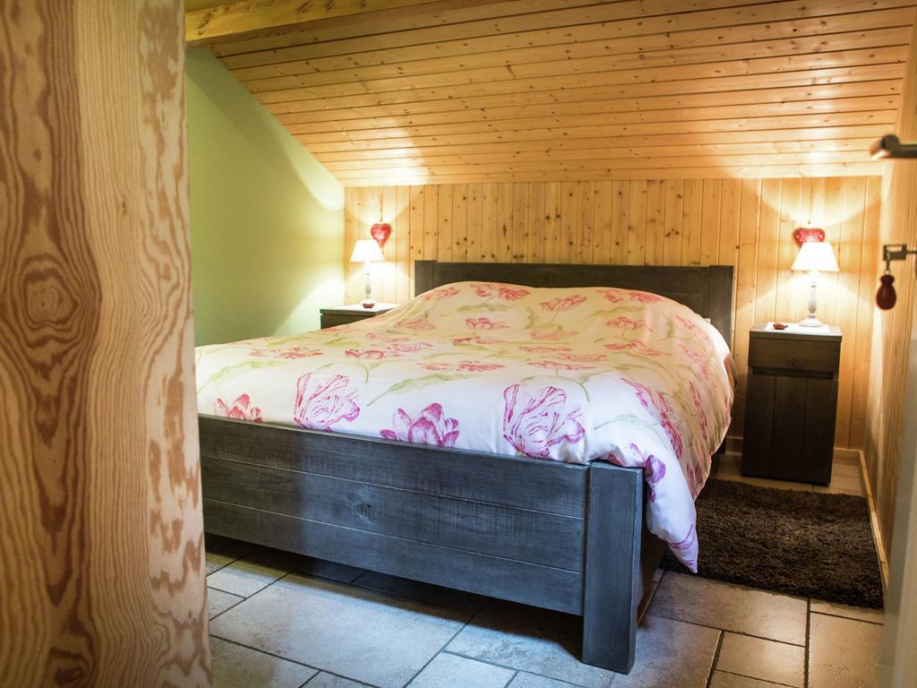 Villa Luxurious Chalet In Oud Turnhout With Large Garden Oud-Turnhout Exterior foto